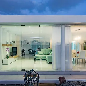  Villa Dreams